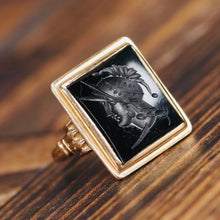 Load image into Gallery viewer, Vintage 1938 14k yellow gold onyx intaglio ring