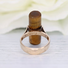 Load image into Gallery viewer, Vintage tigers eye ring in yellow gold