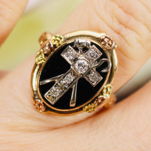 Load image into Gallery viewer, Unusual diamond cross oval onyx ring in yellow gold