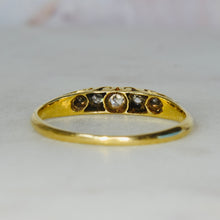 Load image into Gallery viewer, Vintage diamond ring in 18k yellow gold and platinum