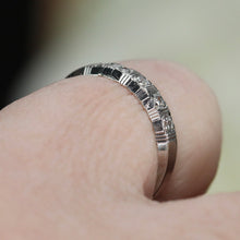 Load image into Gallery viewer, Vintage Platinum diamond band