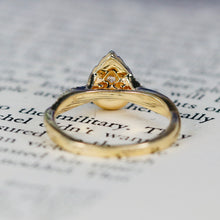 Load image into Gallery viewer, Pear shape diamond cluster ring in 14k yellow gold *onyx deal*