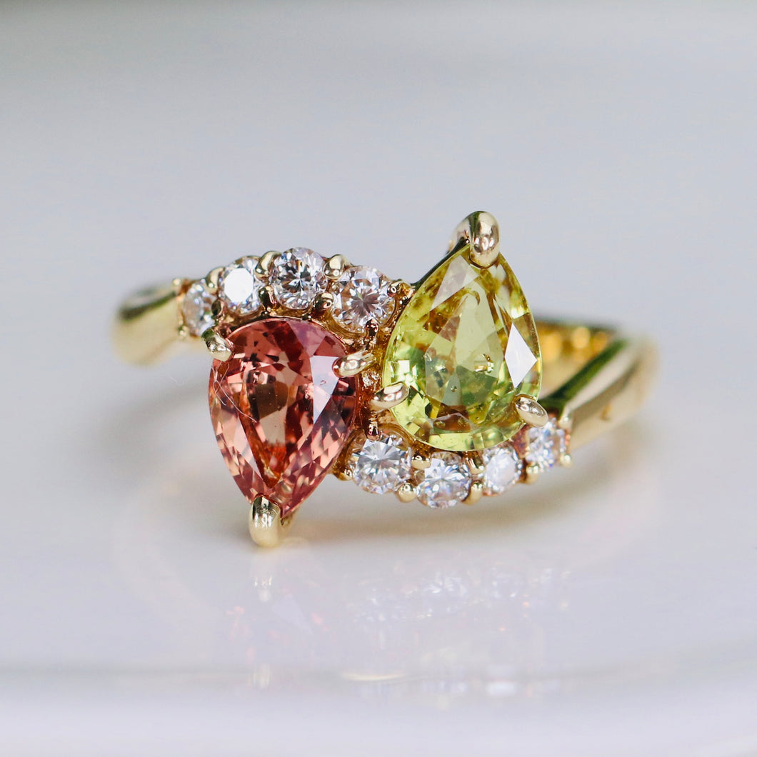 GIA fancy sapphire and diamond toi et moi ring 18k yellow gold